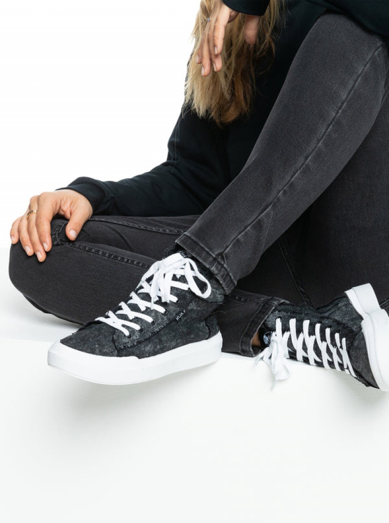 Roxy Rae Mid-Top Sneakers | 40981-QBOG